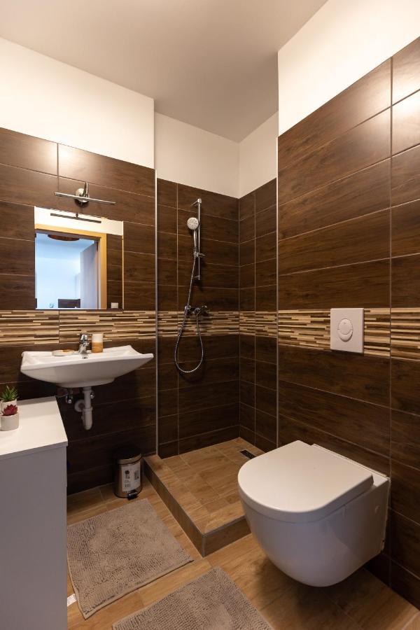Leo Apartment Budapest Ngoại thất bức ảnh